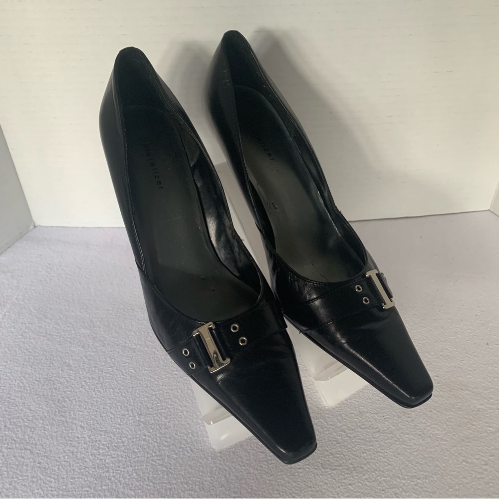 Naturalizer Shoes Leather Pumps Buckle Hardware Cushion Footbed Black H3” Size 8